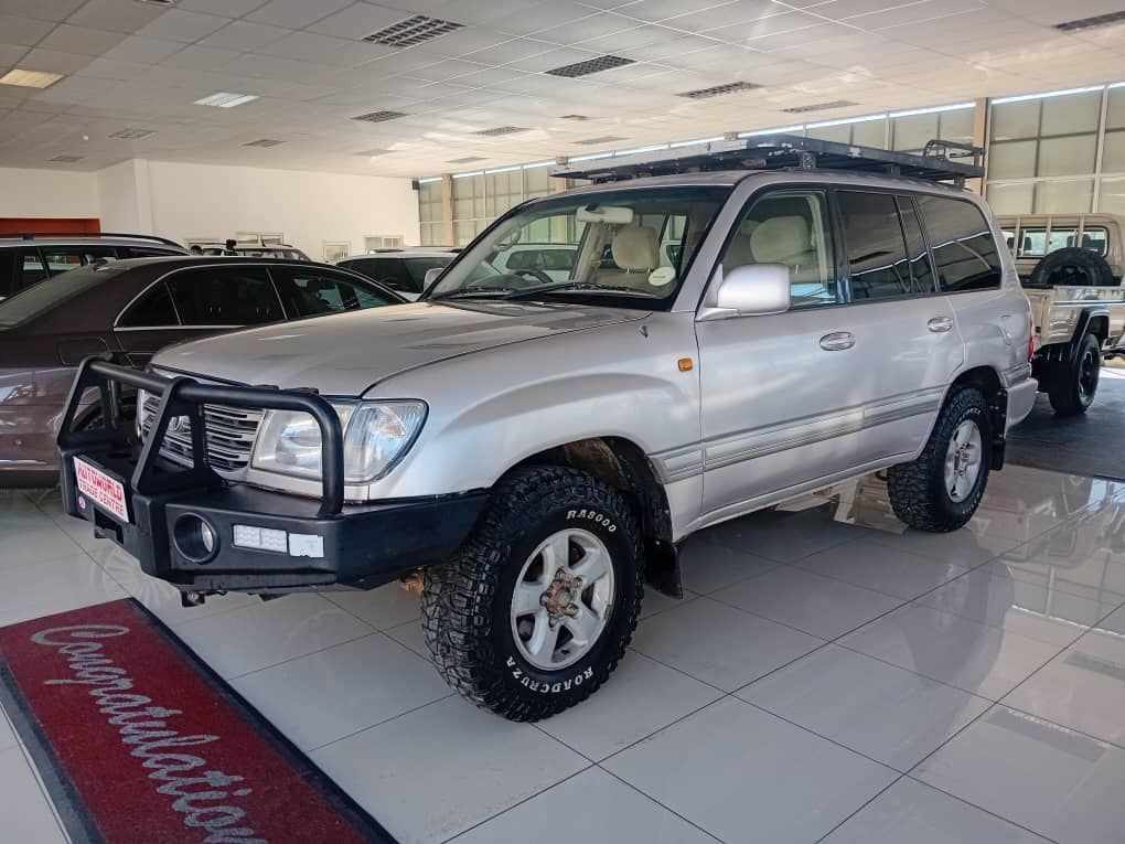 2005 Toyota Landcruiser 4.7v8 A/t 4x4 photo