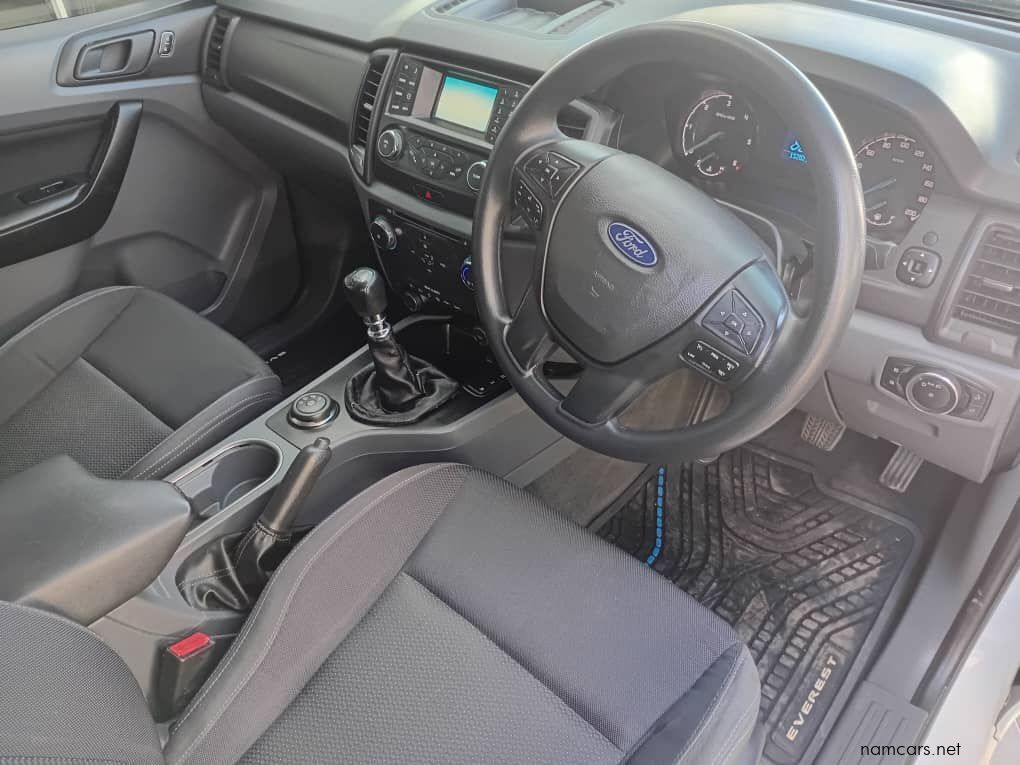 2018 Ford Everest 2.2CDi 4x4 XLS photo
