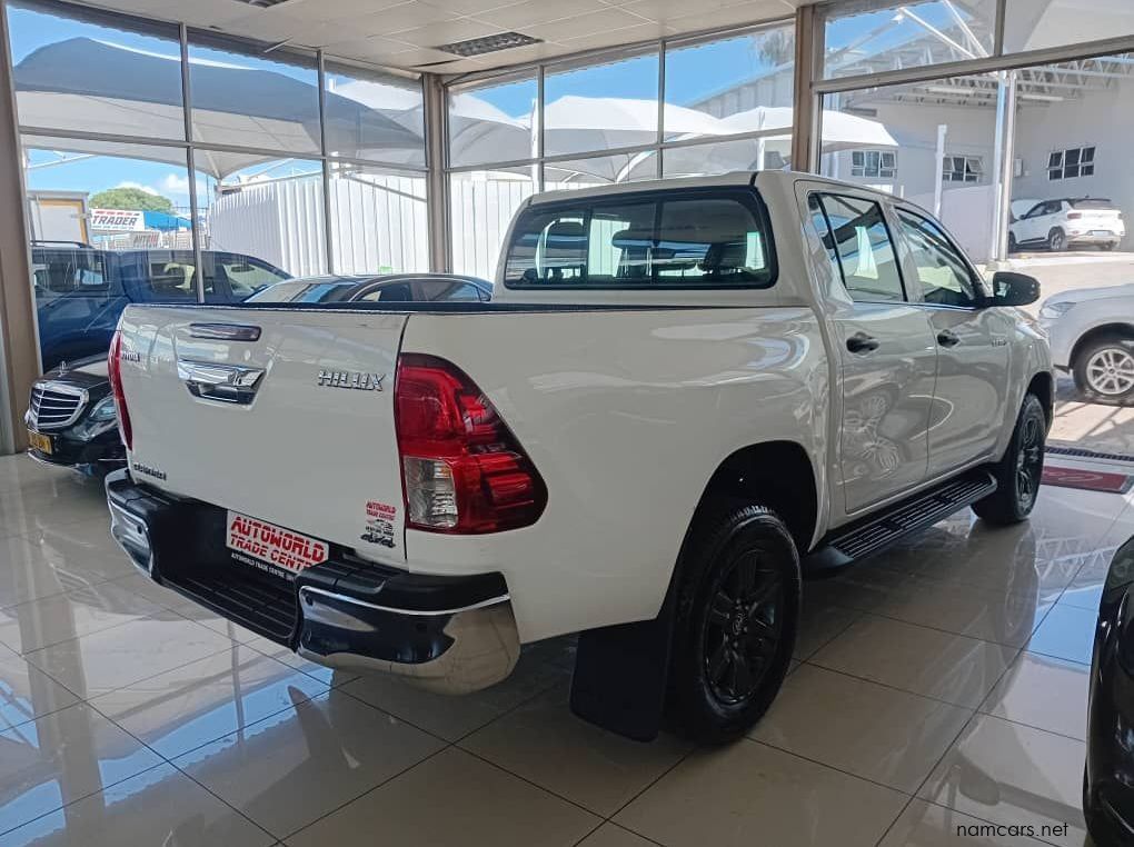 2023 Toyota Hilux 2.4Gd6 A/t D/c 4x4 pictures