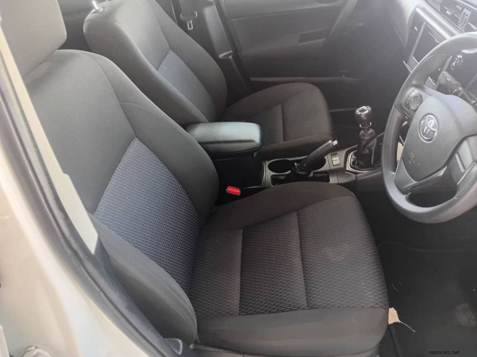 2023 Toyota Corolla 1.8 Quest pictures