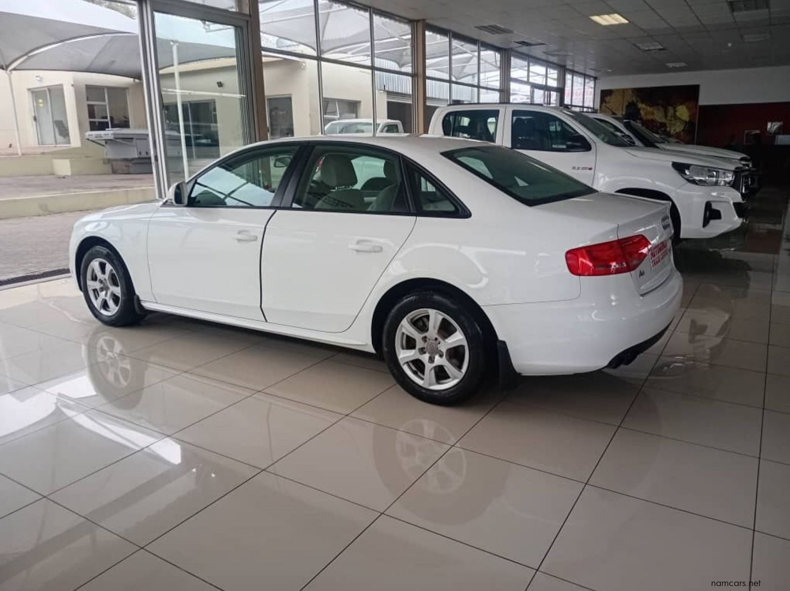 2009 Audi A4 2.0TDi pictures