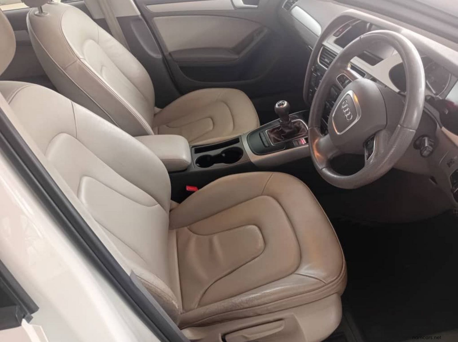 2009 Audi A4 2.0TDi pictures