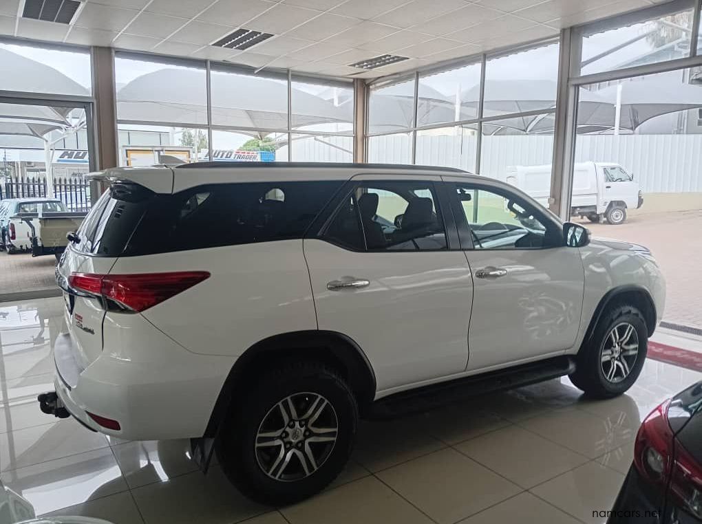 2017 Toyota Fortuner 2.4GD6 A/t 4x4 pictures