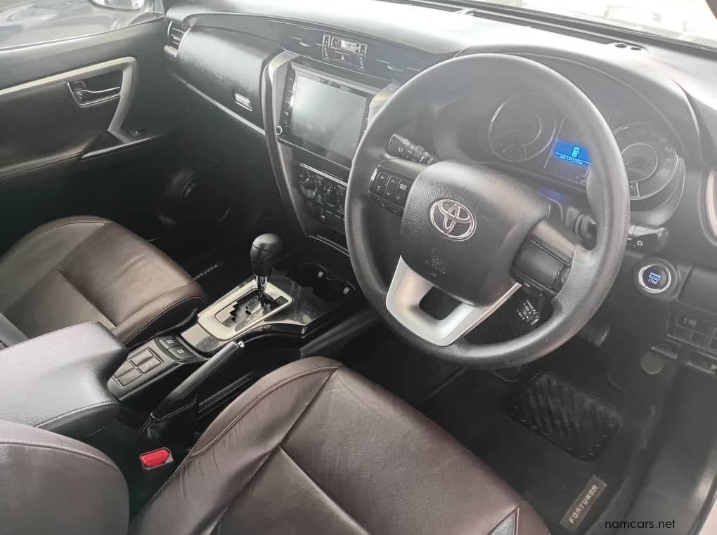 2017 Toyota Fortuner 2.4GD6 A/t 4x4 pictures