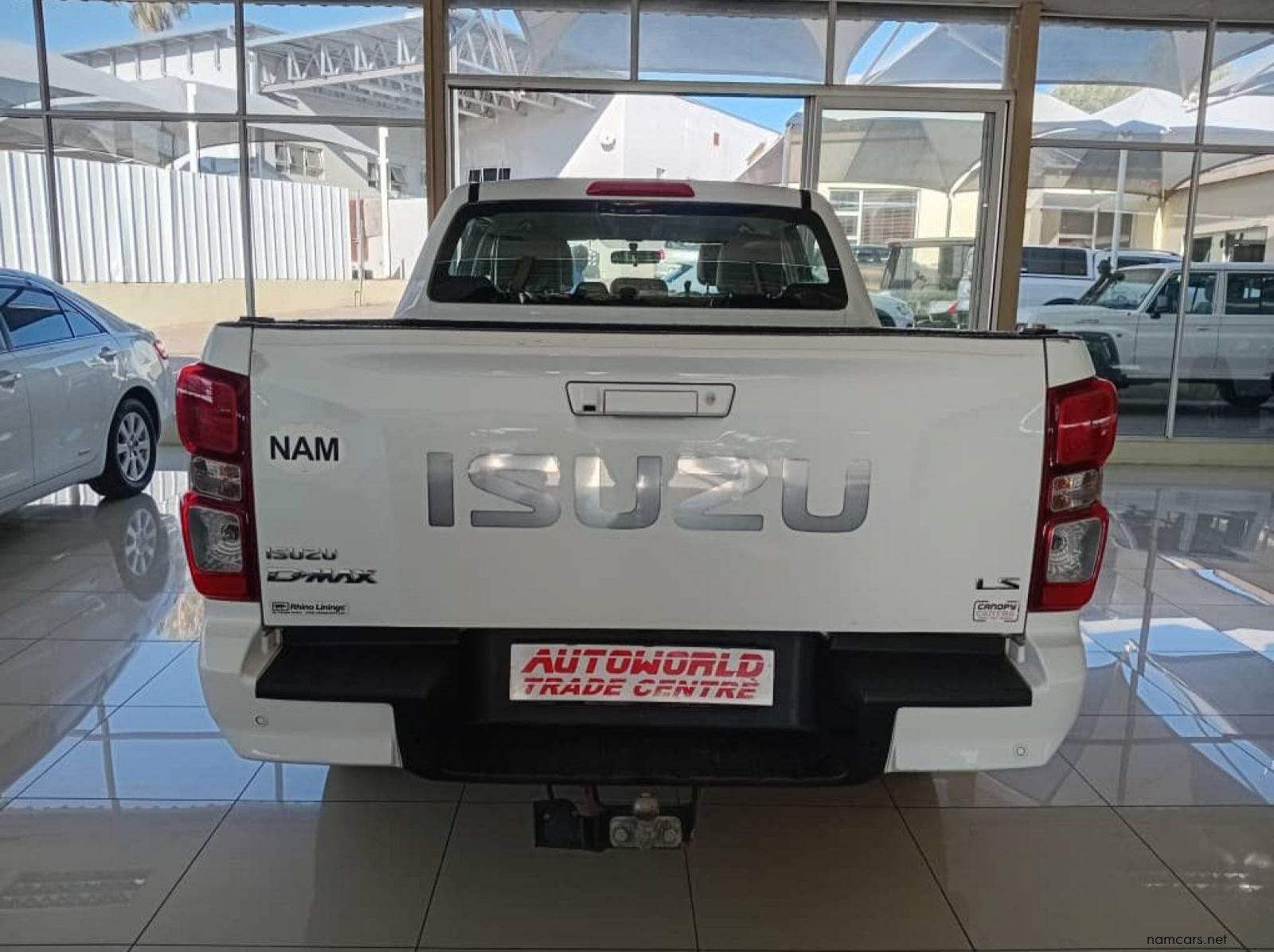2022 Isuzu D-Max 1.9Ddi D/C A/T 4x4 LS pictures