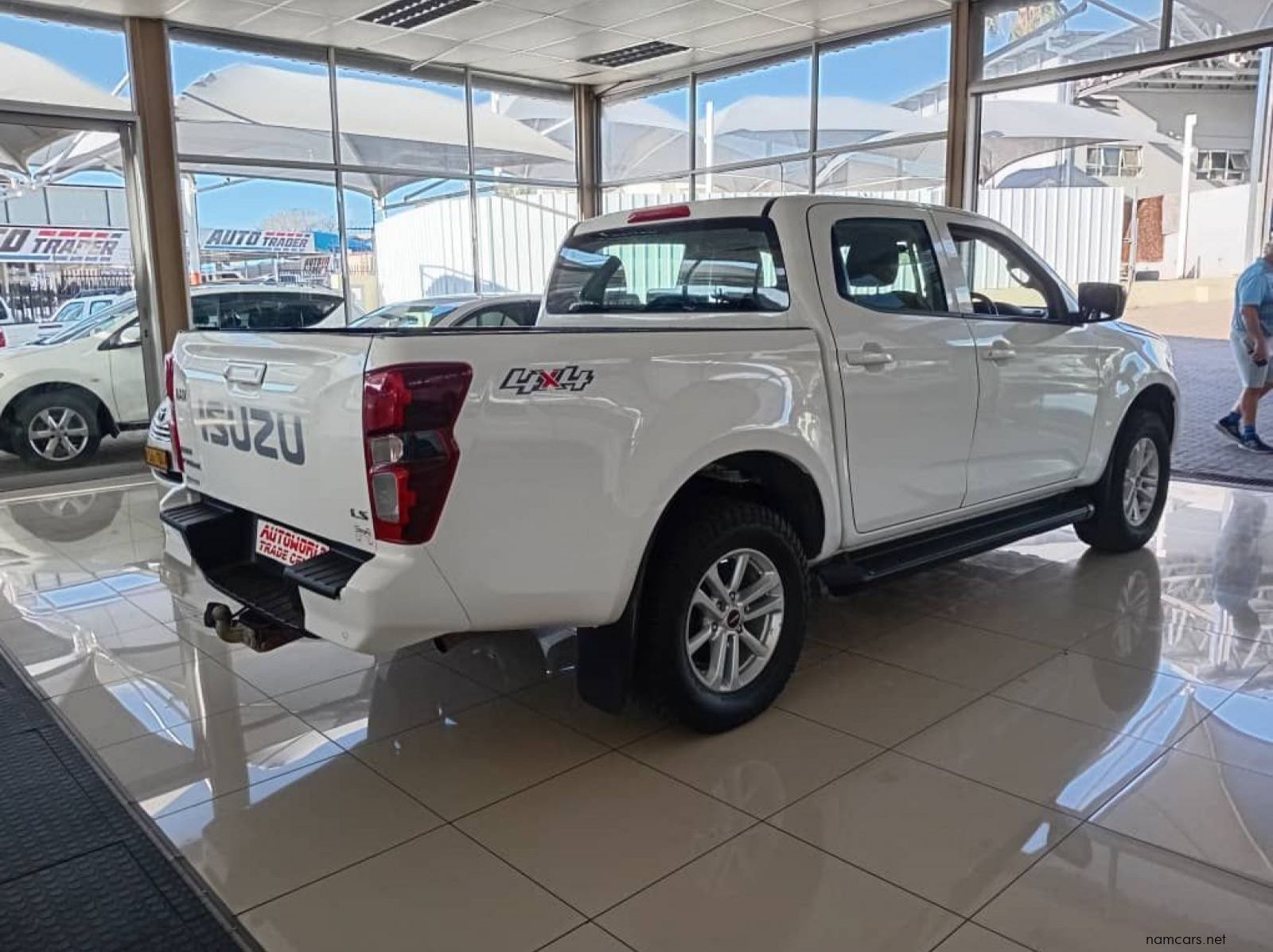 2022 Isuzu D-Max 1.9Ddi D/C A/T 4x4 LS pictures