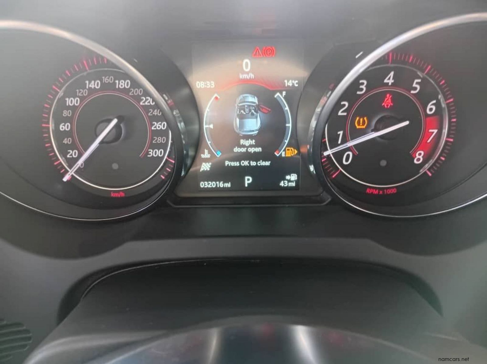 2018 Jaguar F-Type 2.0i Convertible R-Dynamic 221kw pictures