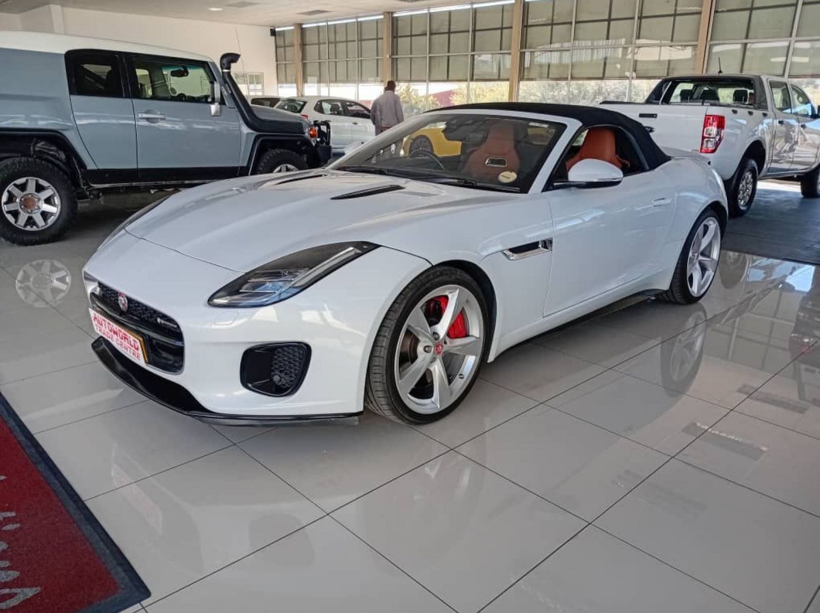 2018 Jaguar F-Type 2.0i Convertible R-Dynamic 221kw pictures