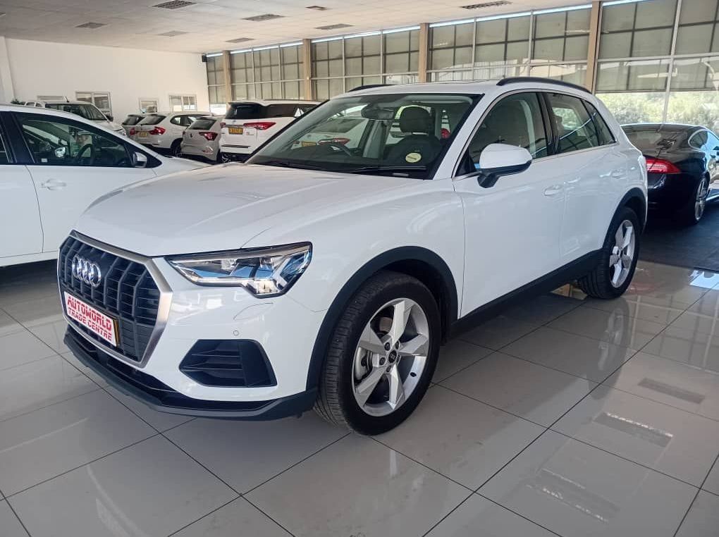 2025 Audi Q3 Stronic 1.4TFSi 110kw pictures