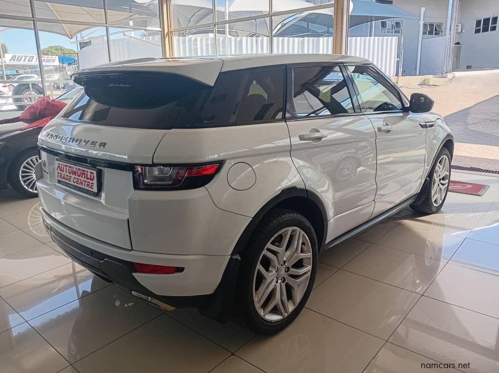 2018 Land Rover Range Rover Evoque 2.2D pictures