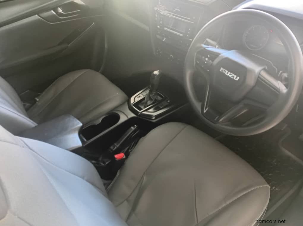 2023 Isuzu D-Max 1.9TDi S/c A/t 4x2 pictures