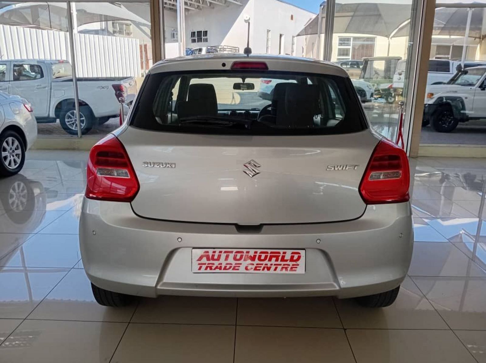 2022 Suzuki Swift 1.2 GL+ pictures