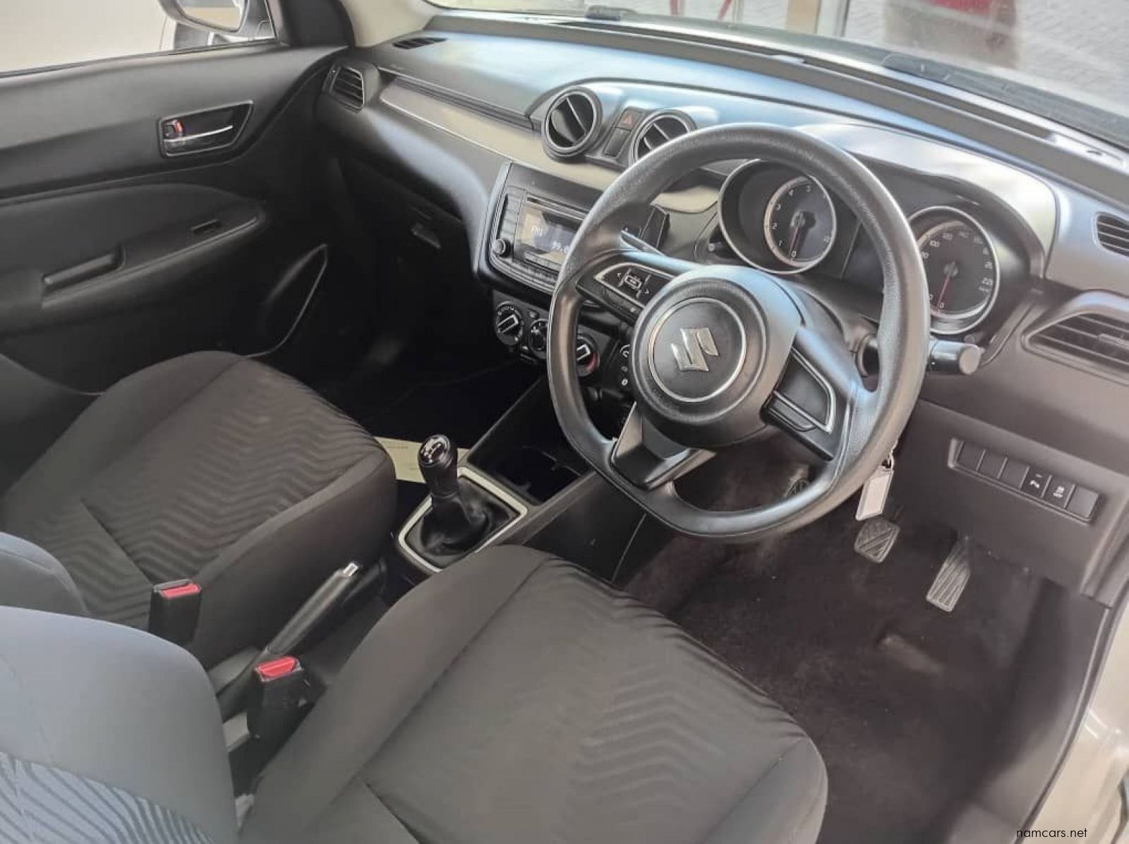 2022 Suzuki Swift 1.2 GL+ pictures