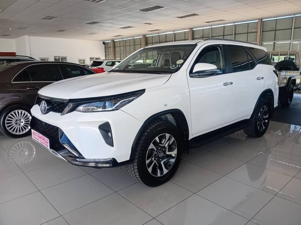 2025 Toyota Fortuner 2.4GD6 A/t 4x4 pictures