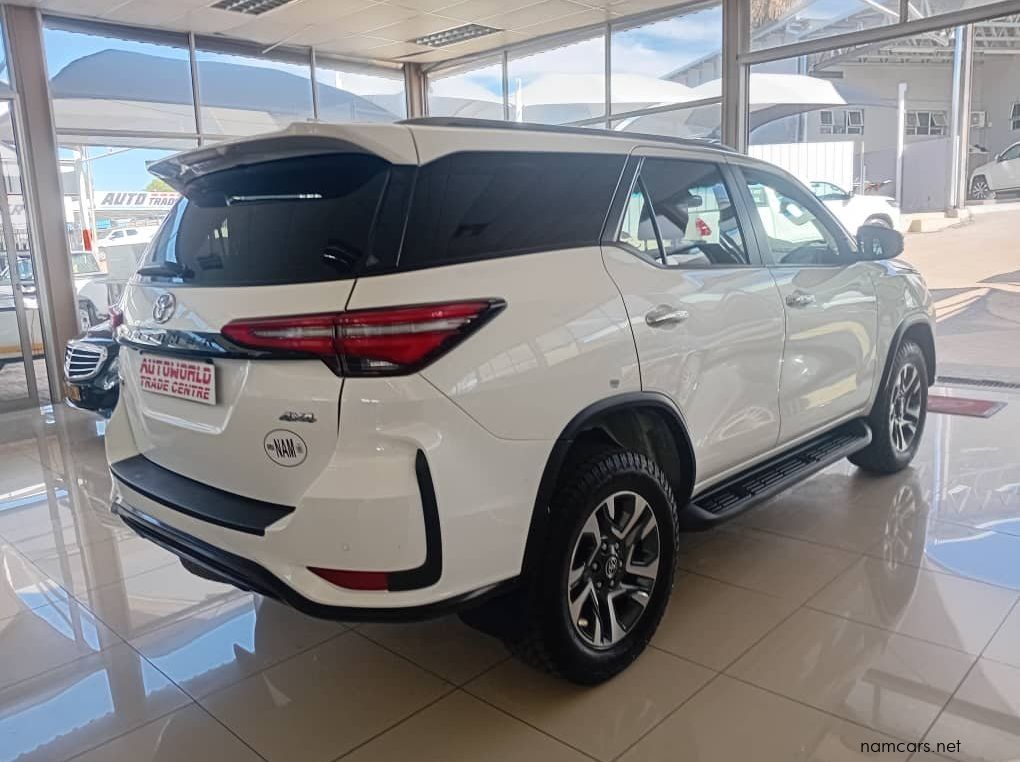 2025 Toyota Fortuner 2.4GD6 A/t 4x4 pictures