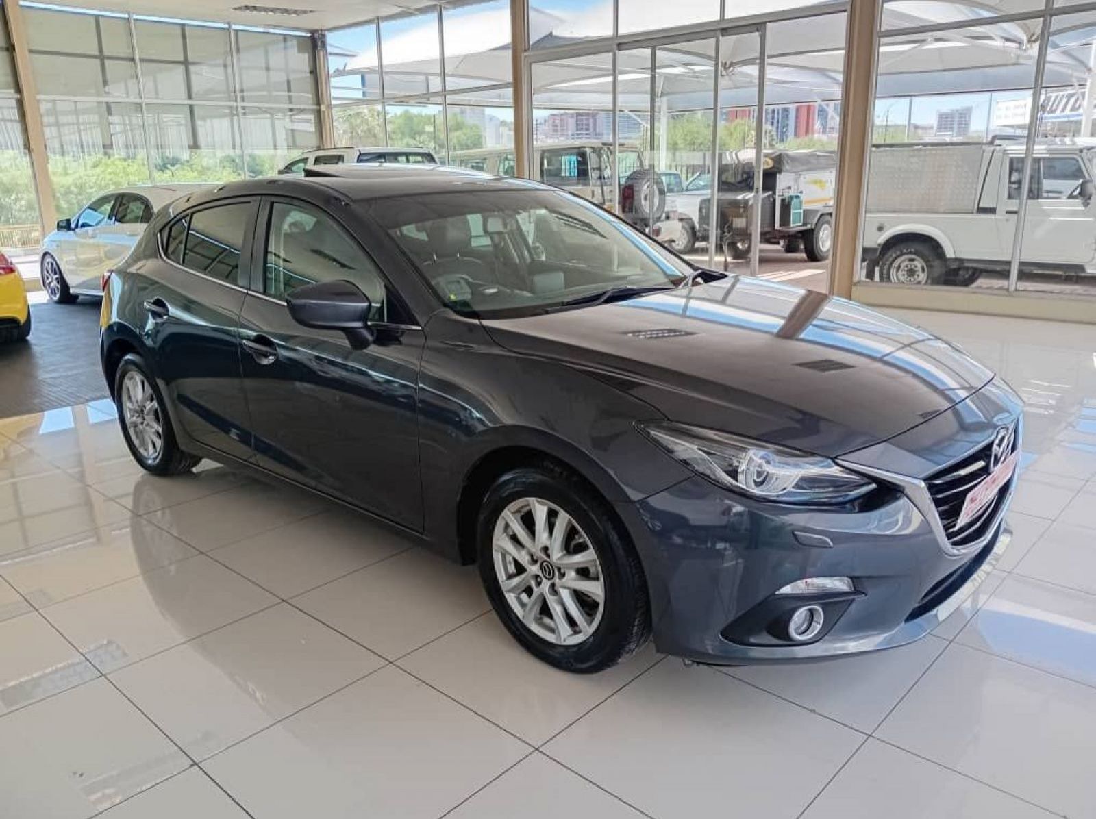 Used Mazda Mazda 3 Active 1.5 A/t  for sale in Windhoek, Namibia