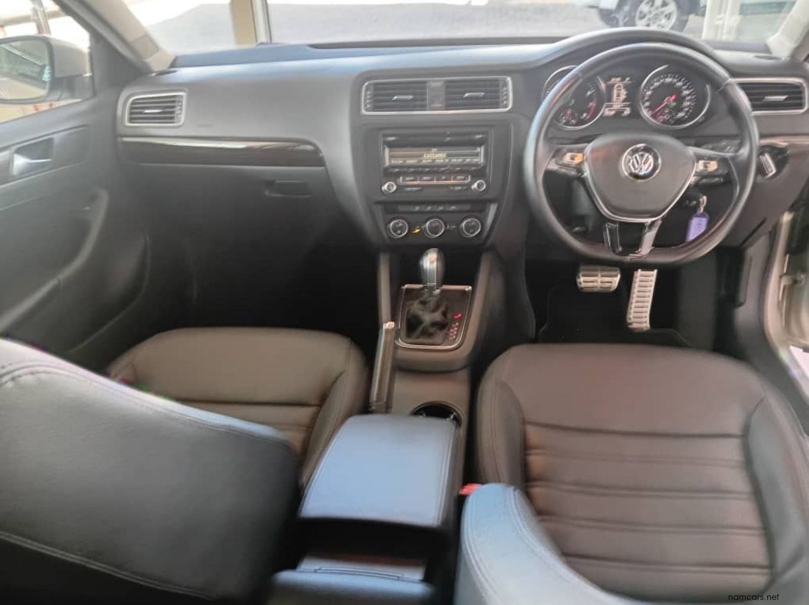 2015 Volkswagen Jetta 1.4TSi A/t Import. pictures