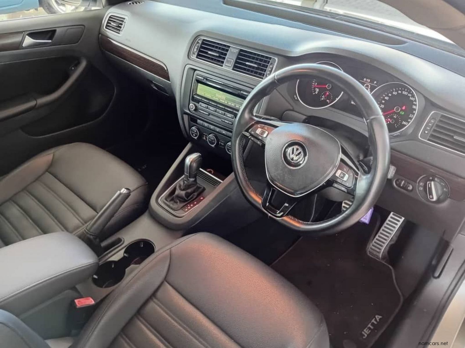 2015 Volkswagen Jetta 1.4TSi A/t Import. pictures