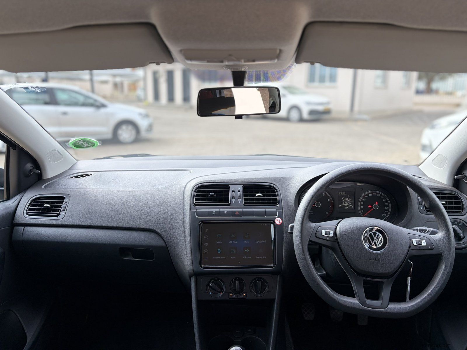 2025 Volkswagen Vivo photo