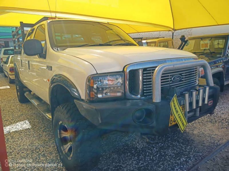 Used Ford F250 4.2D 4x4 D/C P/U  for sale in Windhoek, Namibia