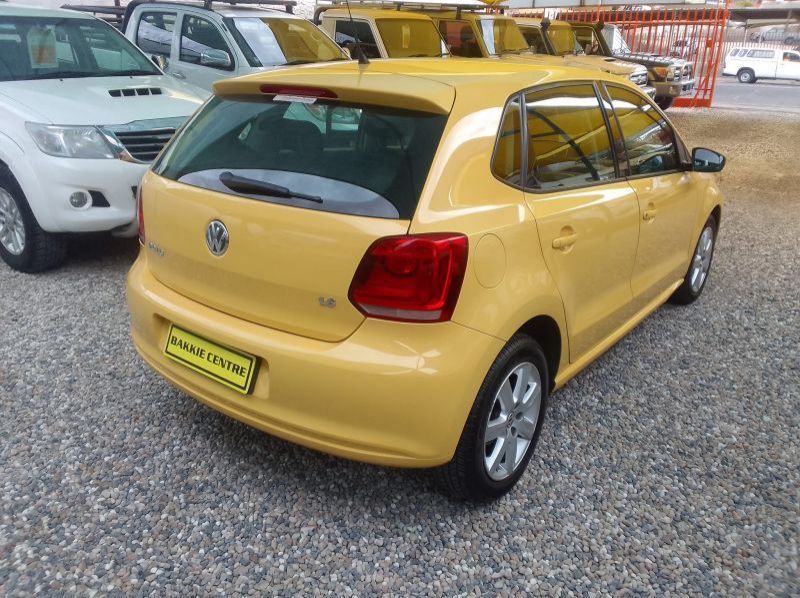 2010 Volkswagen Polo 1.6 Comfortline A/t pictures