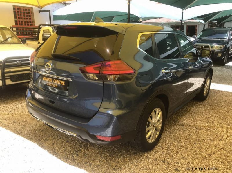 2020 Nissan Xtrail 2.0 Visia pictures