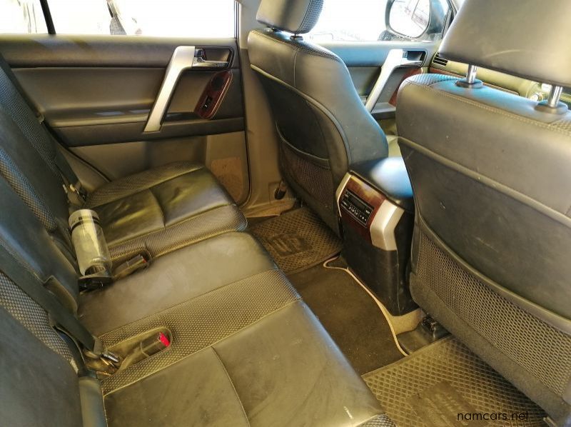 2011 Toyota Prado VX 3.0 tdi A/t pictures