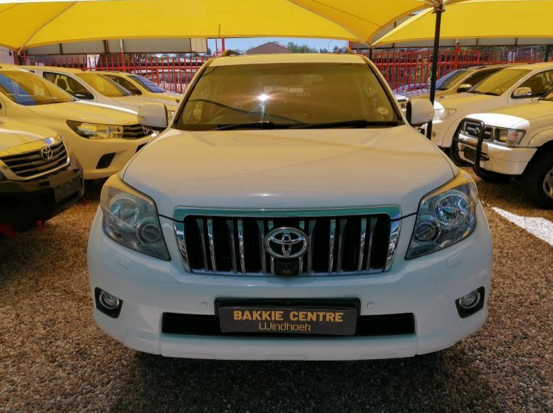2011 Toyota Prado VX 3.0 tdi A/t pictures