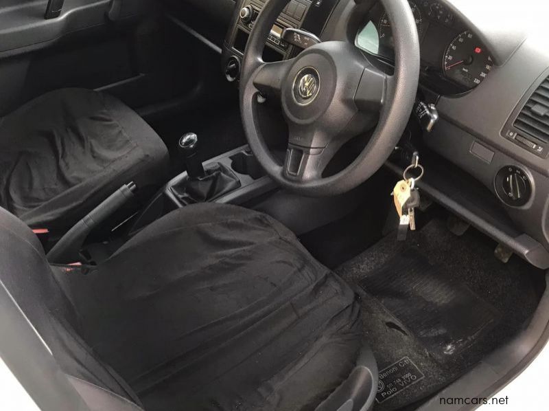2011 Volkswagen POLO VIVO 1.4 TRENDLINE (5dr) pictures