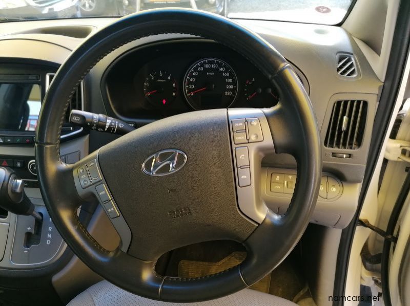 2019 Hyundai H-1 2.5Crdi Elite A/t pictures