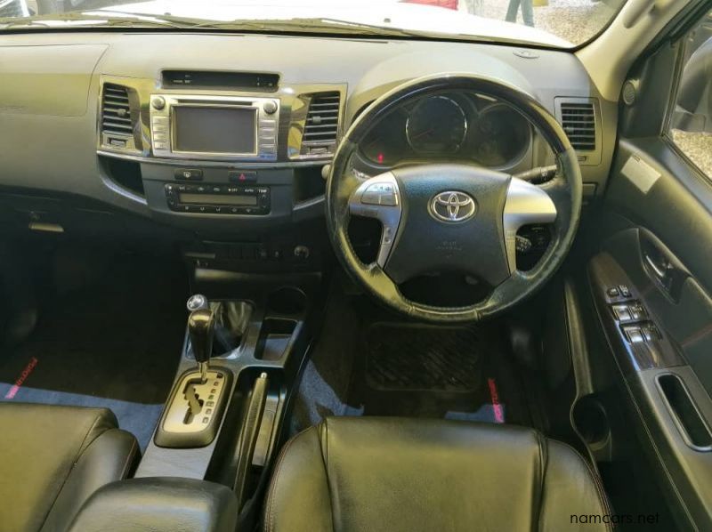 2015 Toyota Fortuner 3.0d4d 4x4 A/t pictures