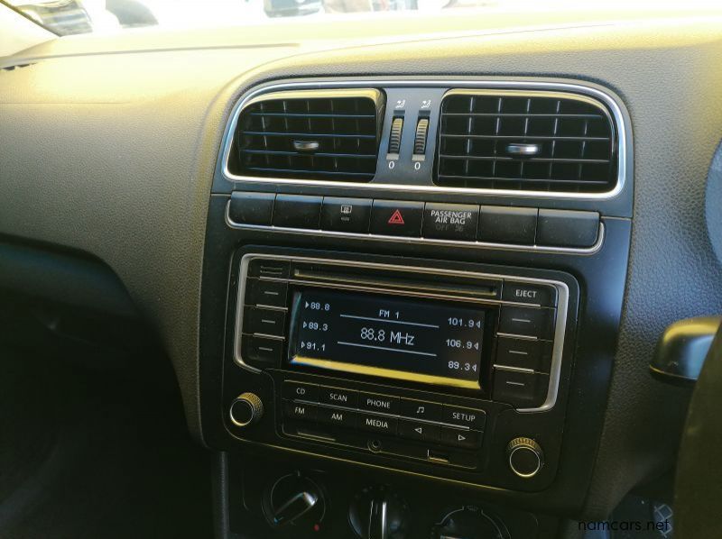 2014 Volkswagen Polo 1.6 Comfortline 5dr pictures