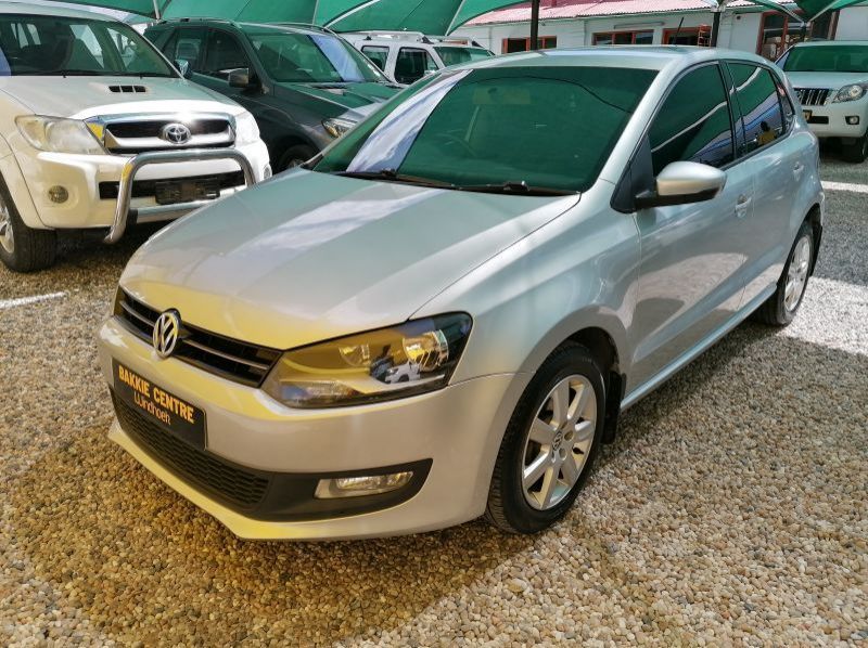 2014 Volkswagen Polo 1.6 Comfortline 5dr pictures