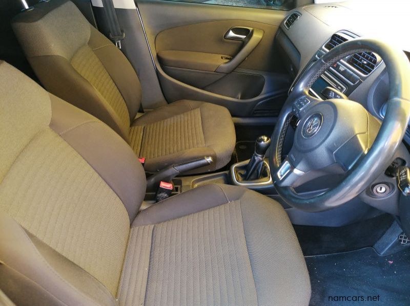 2014 Volkswagen Polo 1.6 Comfortline 5dr pictures