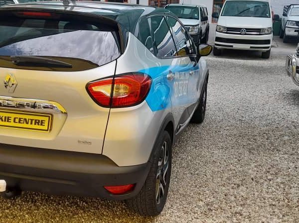 2015 Renault Captur 1.0 pictures