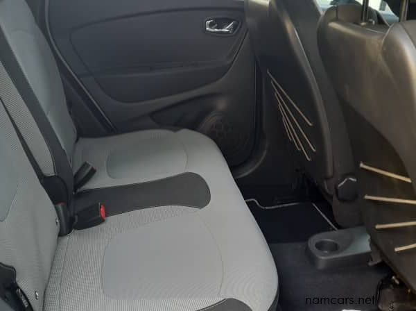 2015 Renault Captur 1.0 pictures