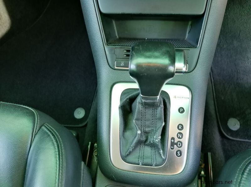 2010 Volkswagen Tiguan 2.0 Tdi Dsg pictures