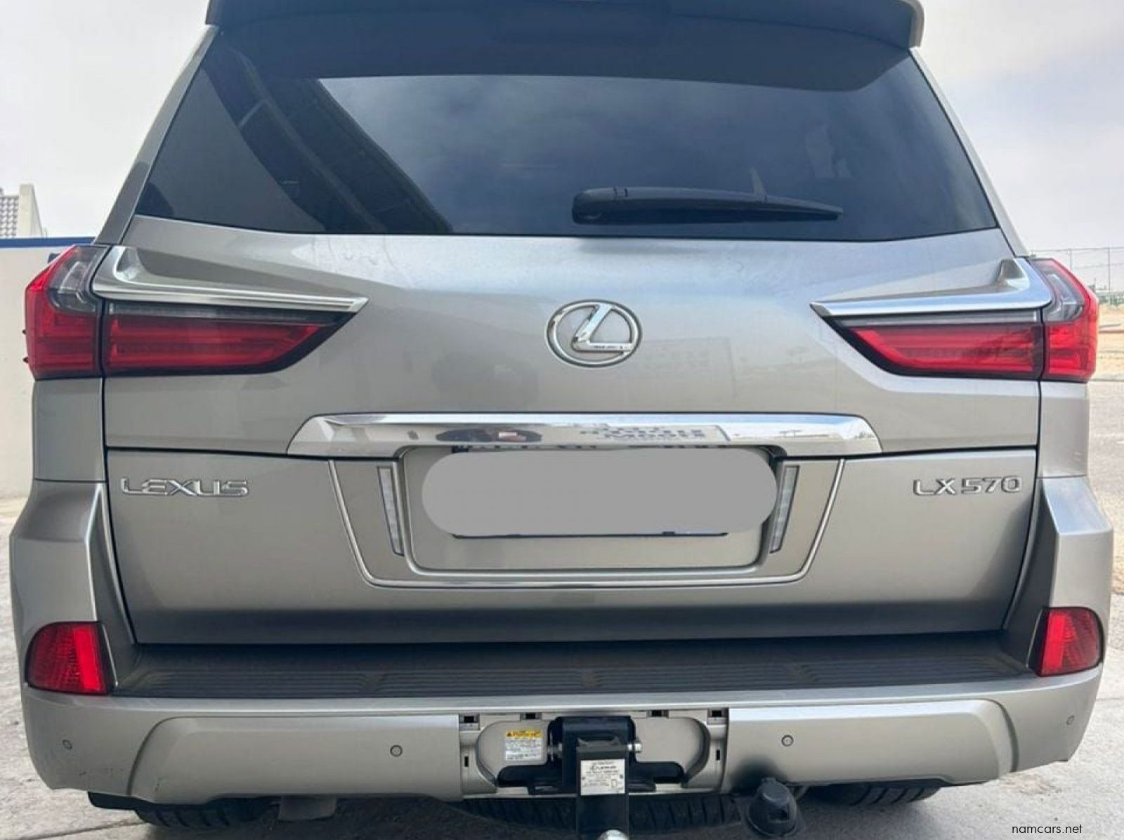 2021 Lexus LX 570 pictures