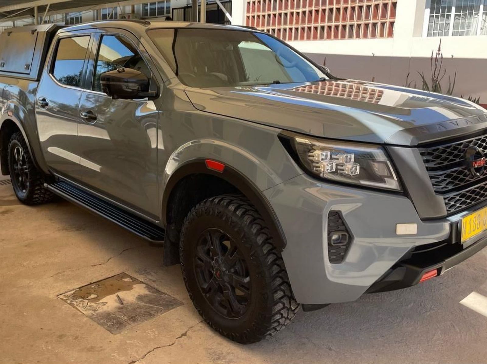 2022 Nissan Navara Pro-4x pictures