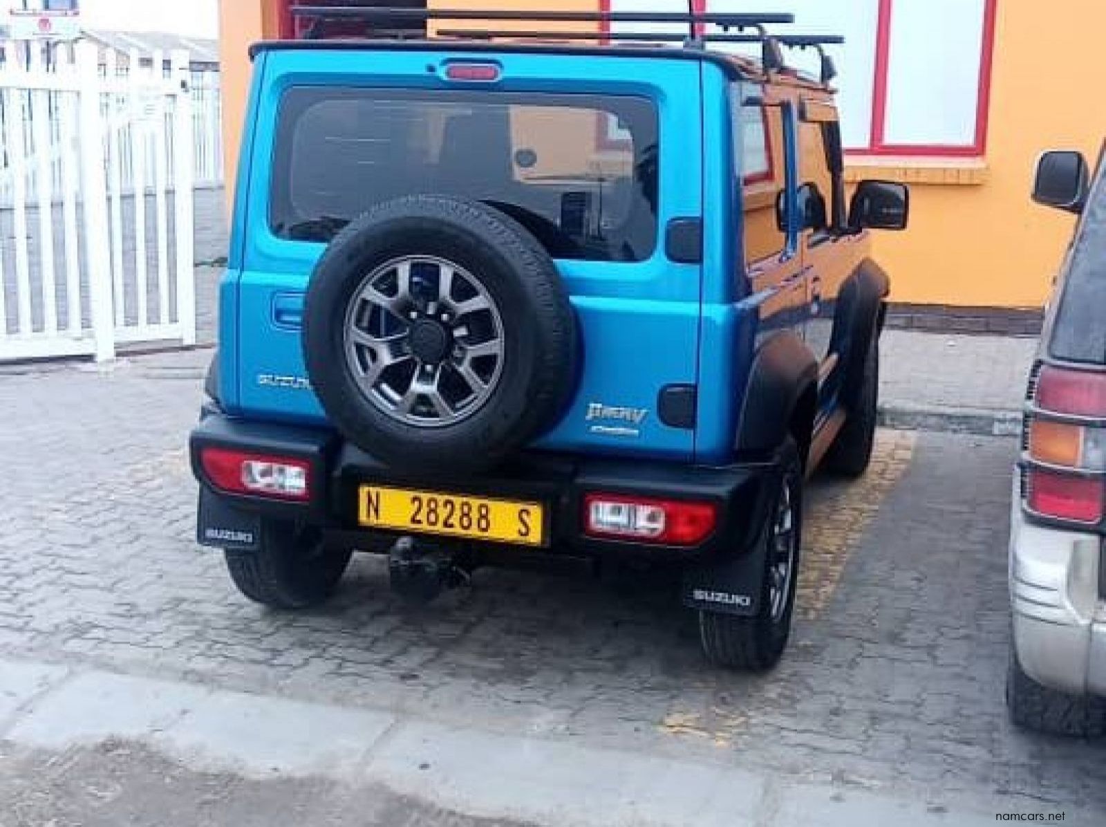 2018 Suzuki Jimny GL 1.5 pictures