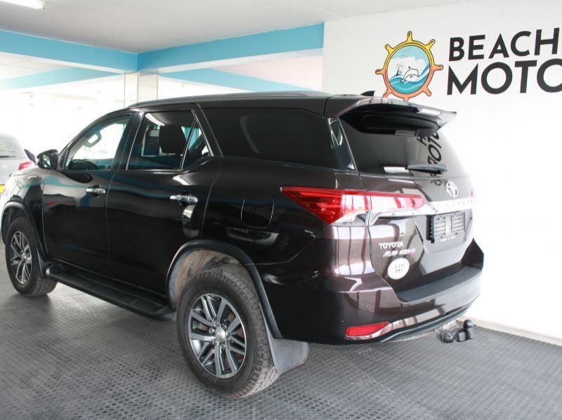 2019 Toyota Fortuner 2.8 GD-6 2x4 pictures