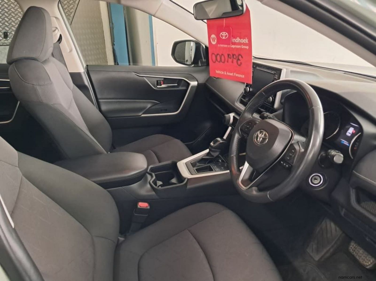 2021 Toyota RAV4 2.0 A/T pictures