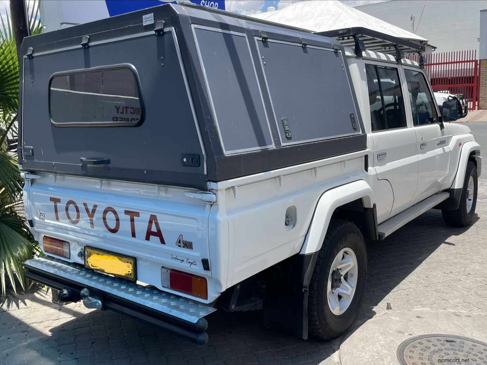 2023 Toyota Toyota Land Cruiser V6 Dcab 4x4 photo