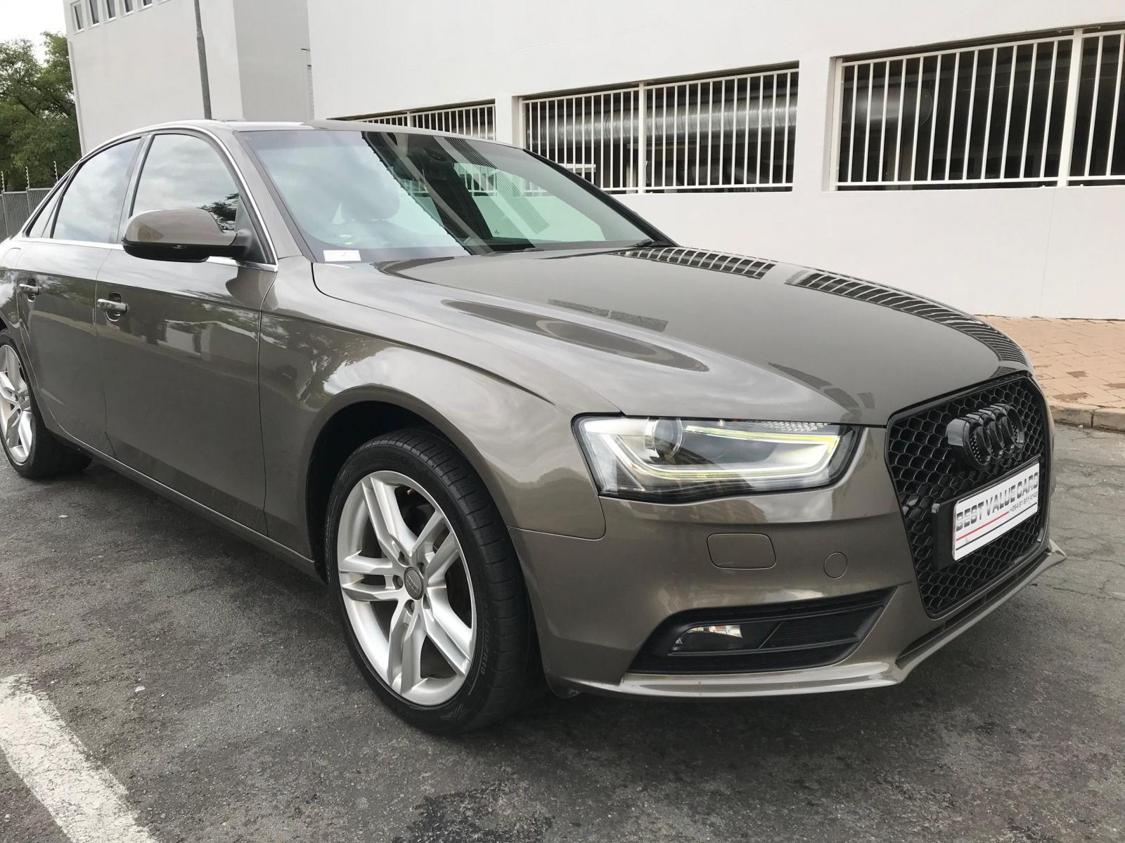 Audi Audi A4 1.8lt TFSI in Namibia