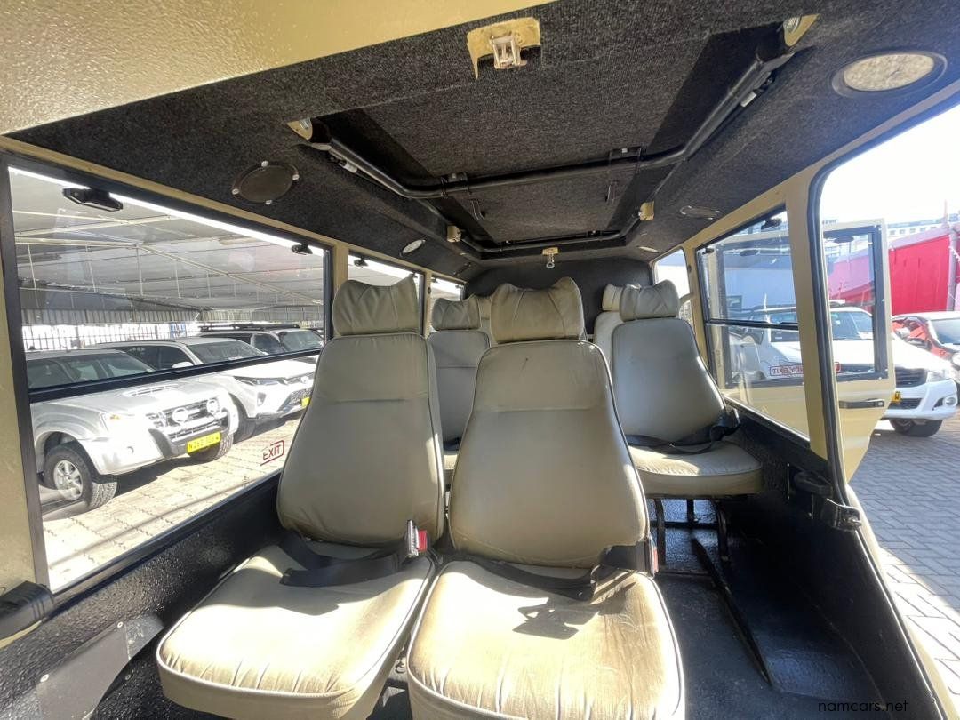 2019 Toyota Land Cruiser 4.2 Safari 10-seater photo