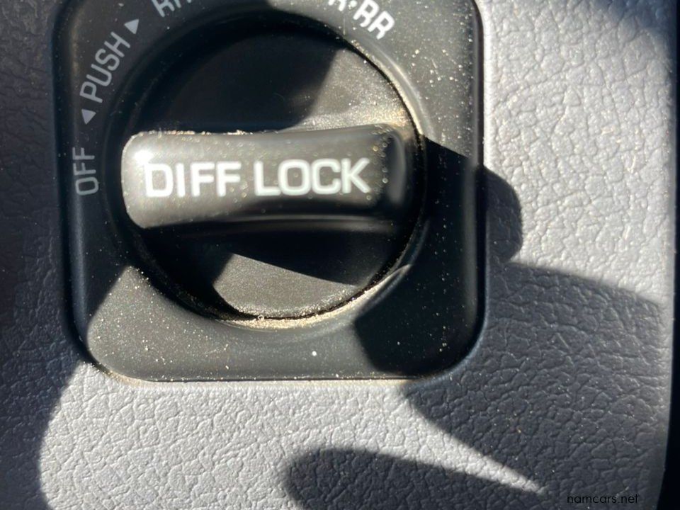 2019 Toyota Land Cruiser 4.2 Safari 10-seater photo