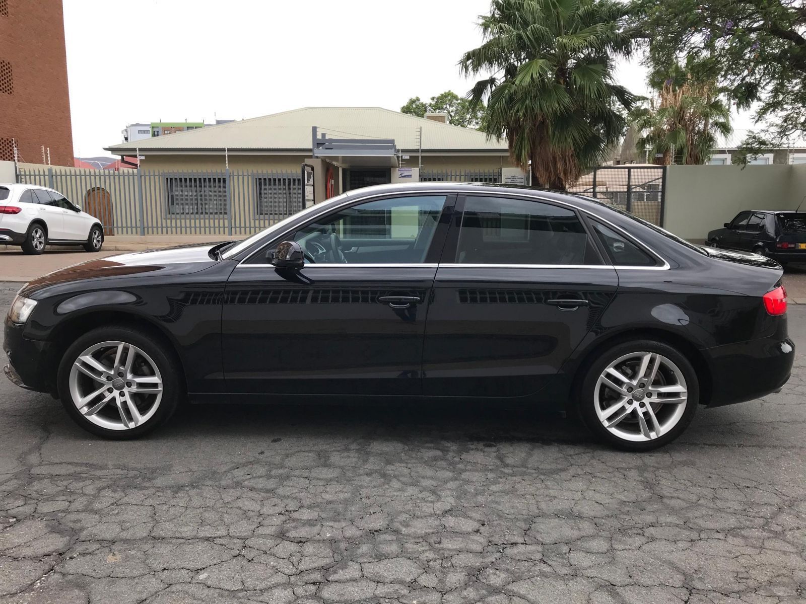 2015 Audi Audi A4 1.8lt TFSI photo