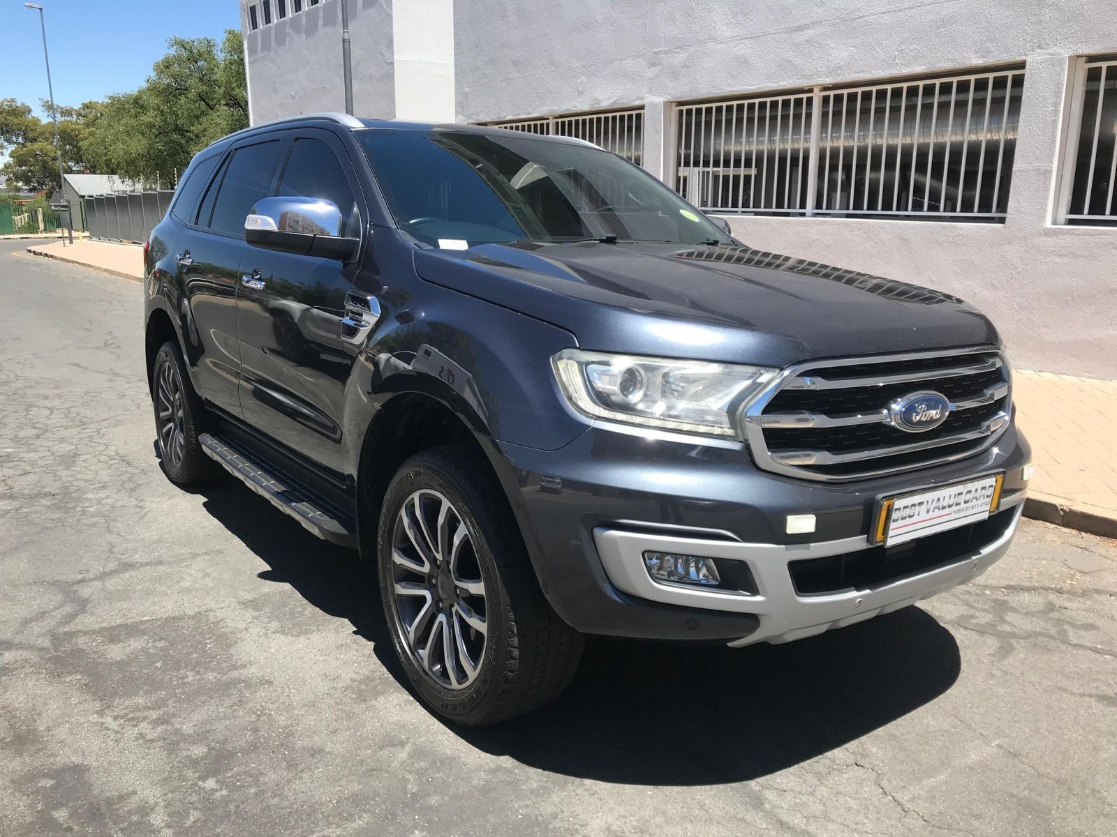 2019 Ford Everest 2lt Bi-turbo 4x4 Limited photo