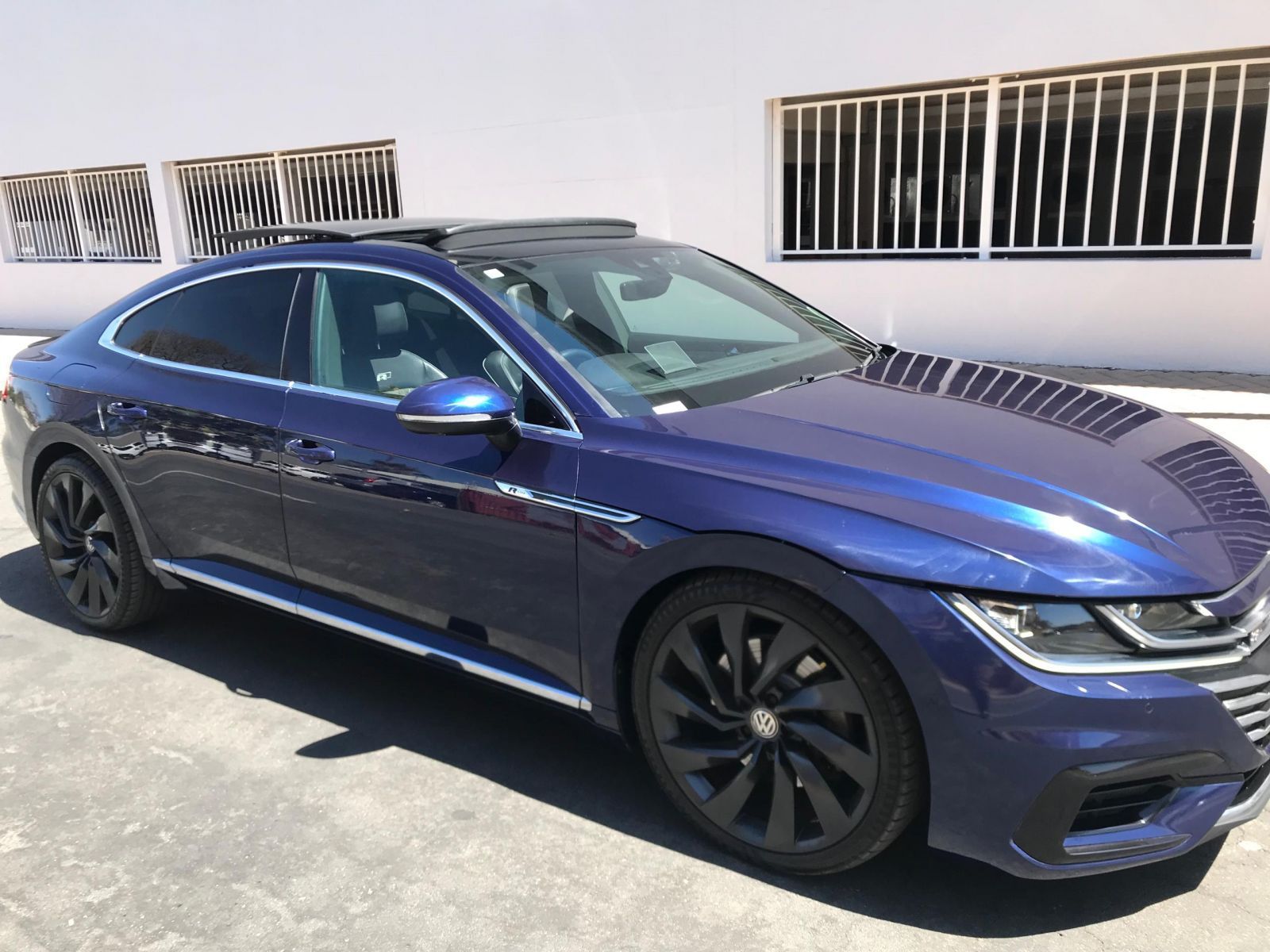 2018 Volkswagen VW Arteon 2lt Tsi R-line AWD photo