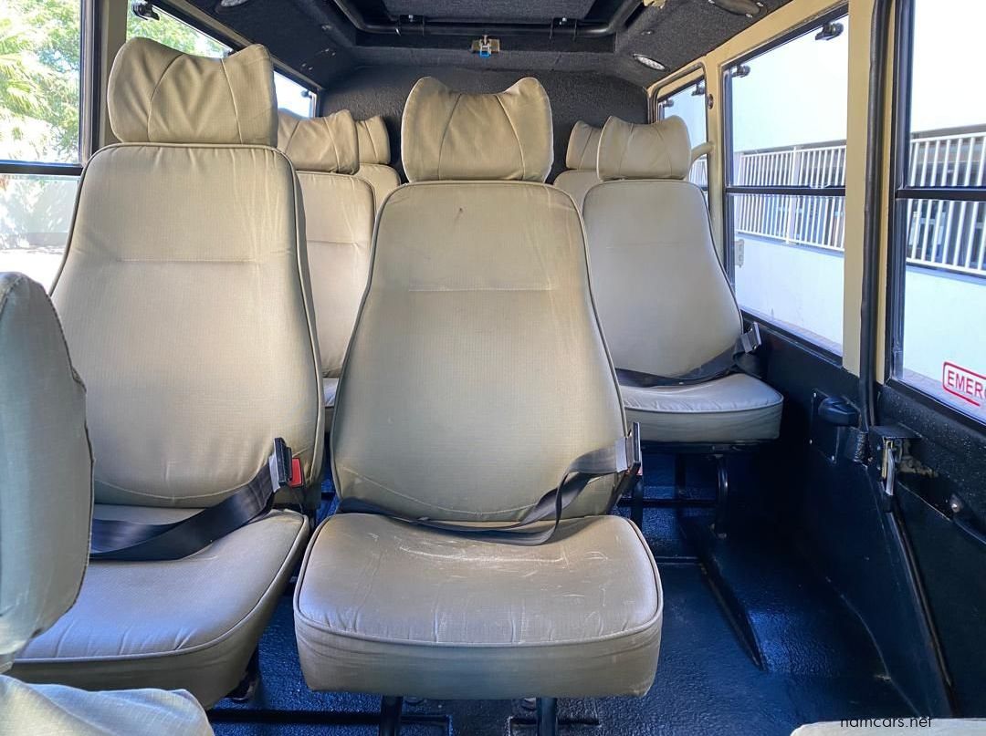 2019 Toyota Land Cruiser Safari 10-seater 4.2 Diesel 4x4 pictures